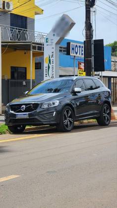 VOLVO XC60 2.0 T5 R-DESIGN GASOLINA 4P AUTOMÁTICO